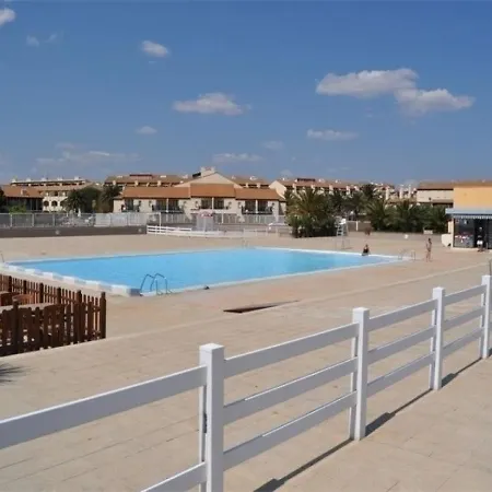 Les Marquises 4 Apartment